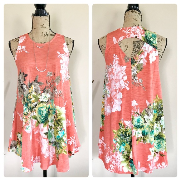 Last 1! Peachy floral swing top - Picture 2 of 6
